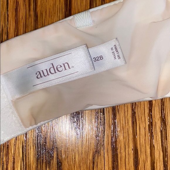 32B STRAPLESS BRA - Picture 3 of 4